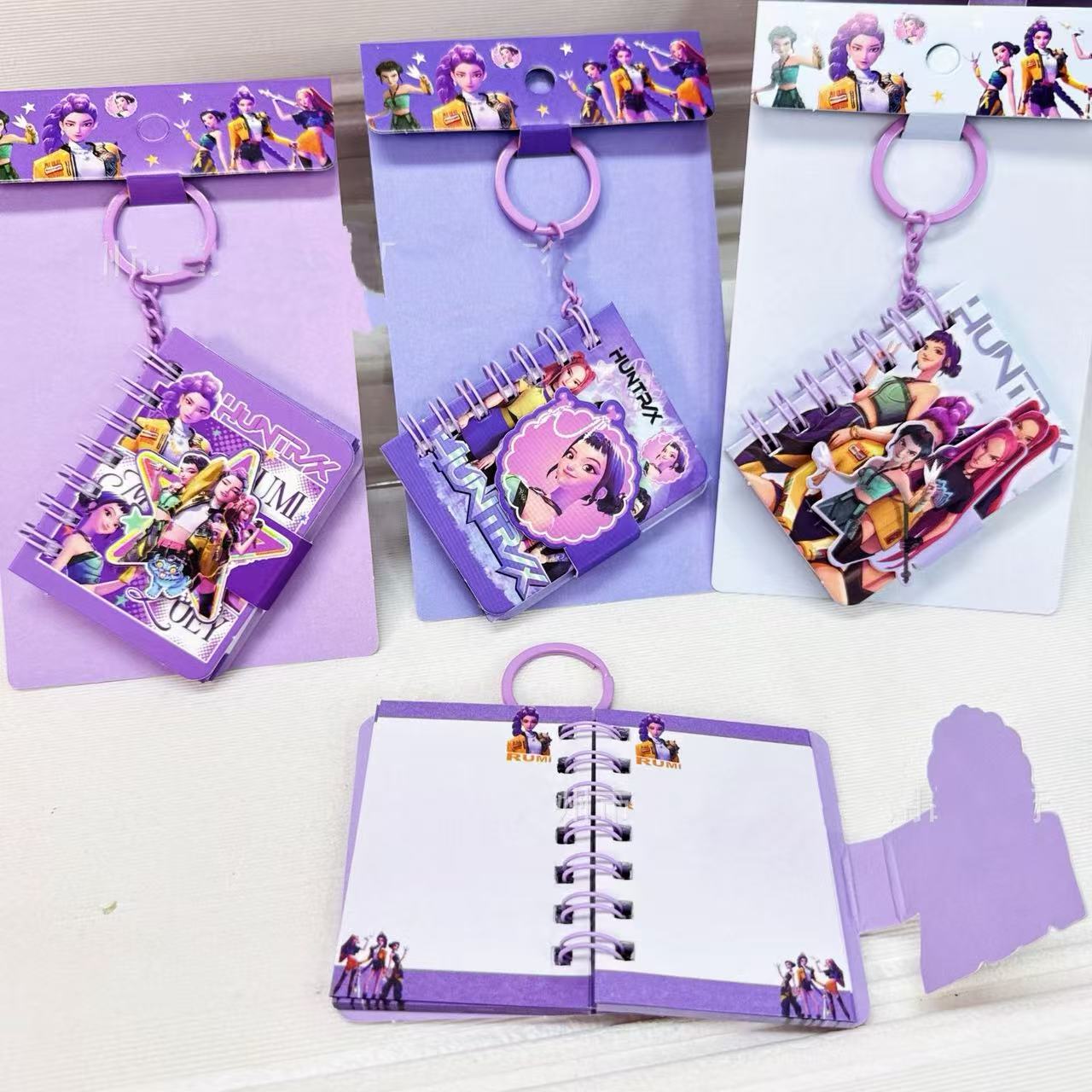K-pop mini notebook keychain
